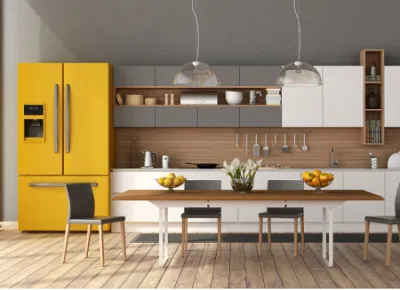 El color de madera libre de los muebles de cocina del diseño lamina los gabinetes de cocina contemporáneos